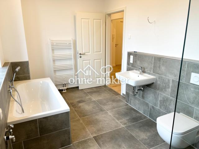 modernes Badezimmer