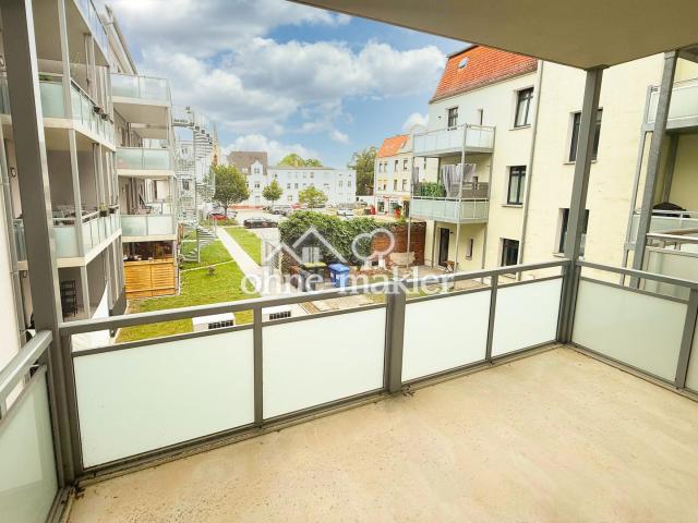 großer Balkon