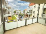 großer Balkon