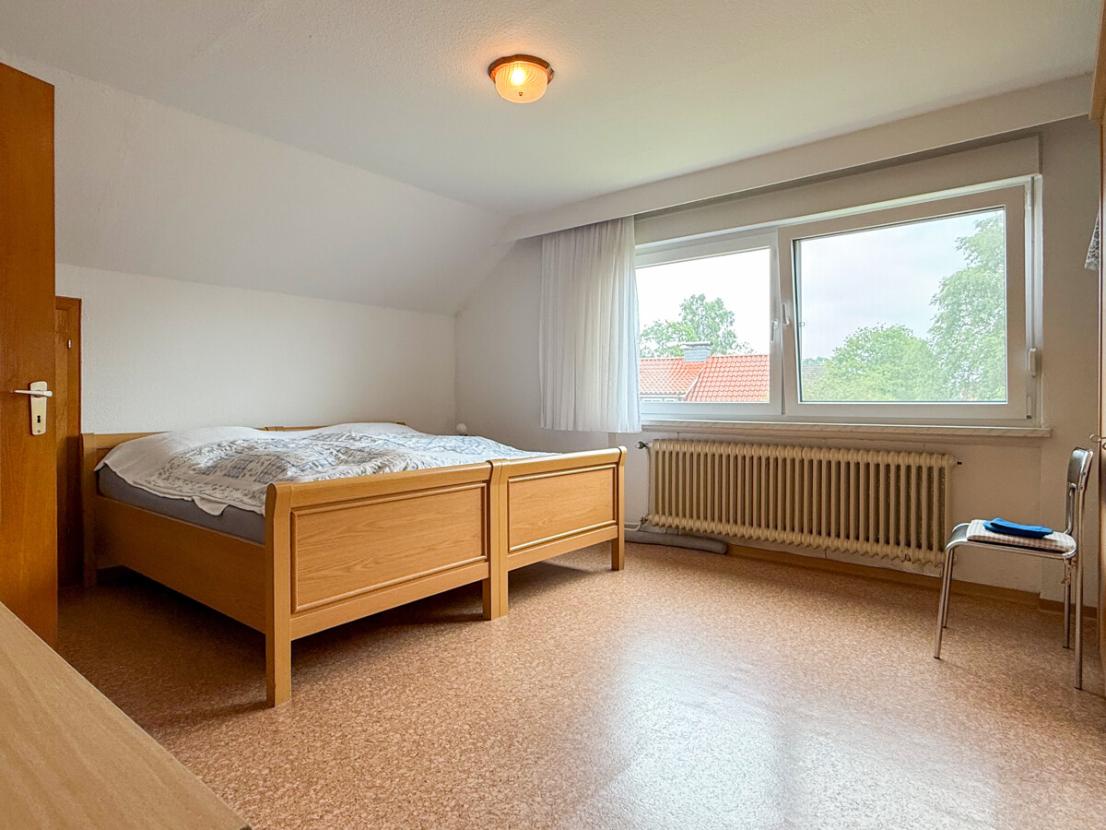 Zimmer 1 OG