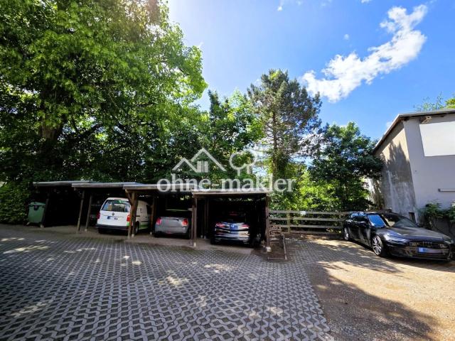 Carports und Stellplätze