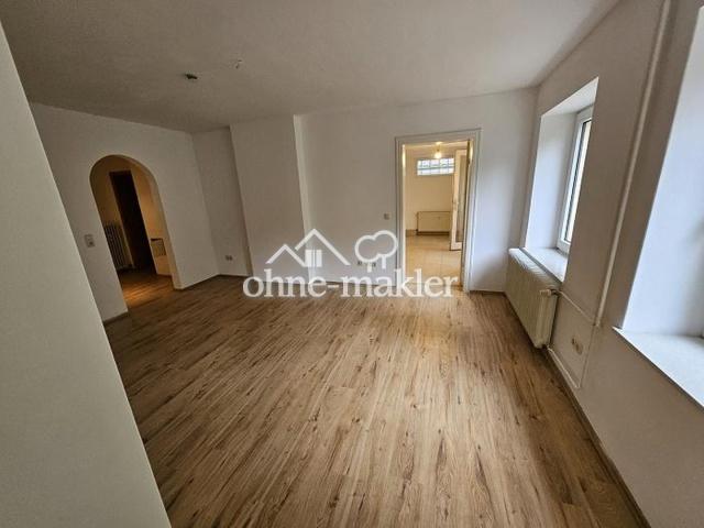Wohnzimmer Souterrainwohnung