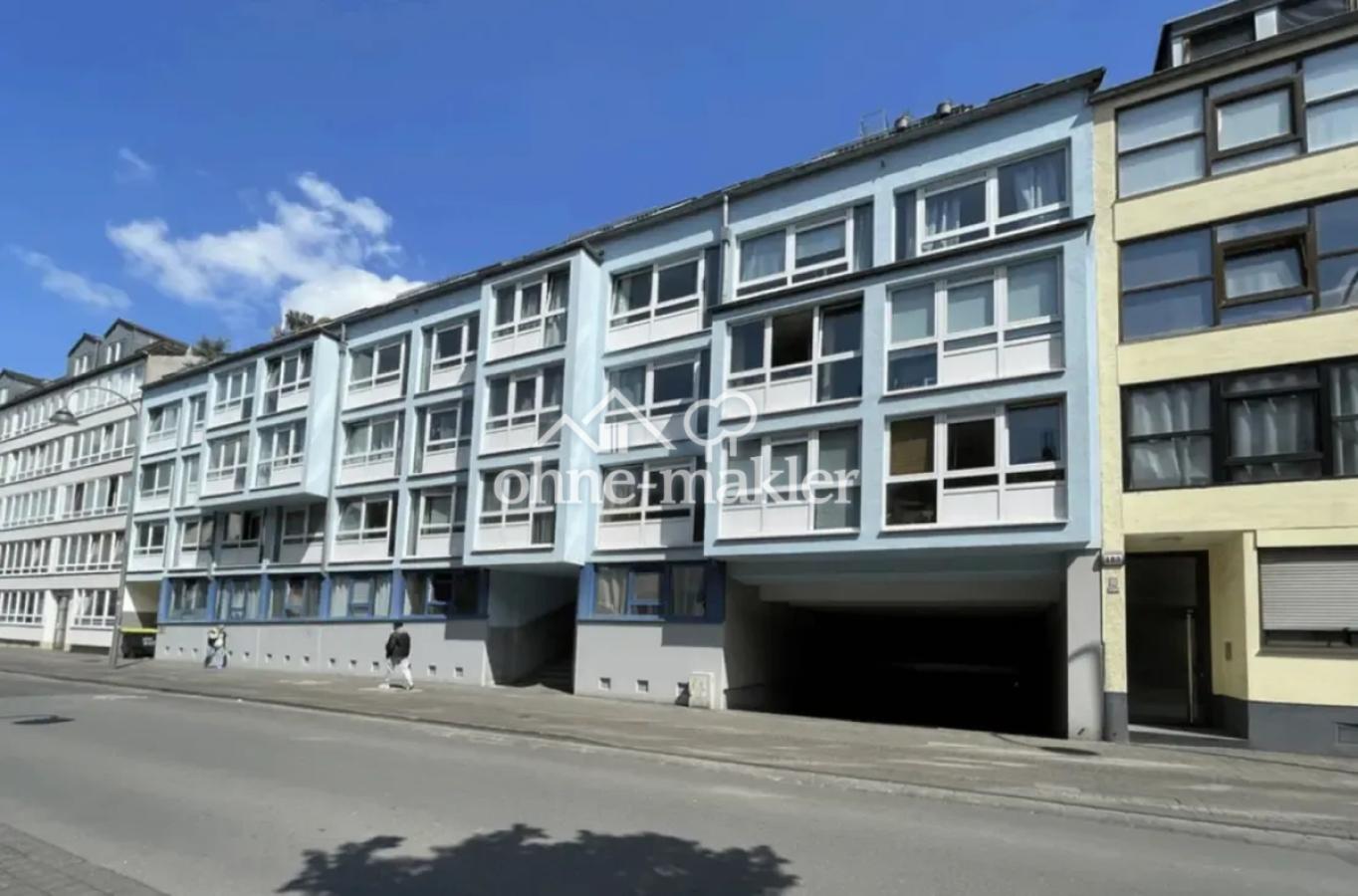 Straßenansicht