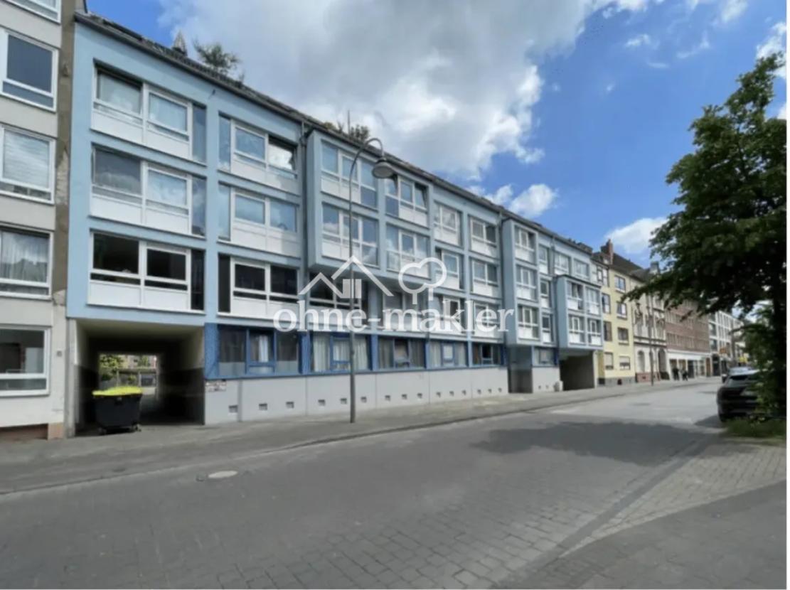 Straßenansicht II