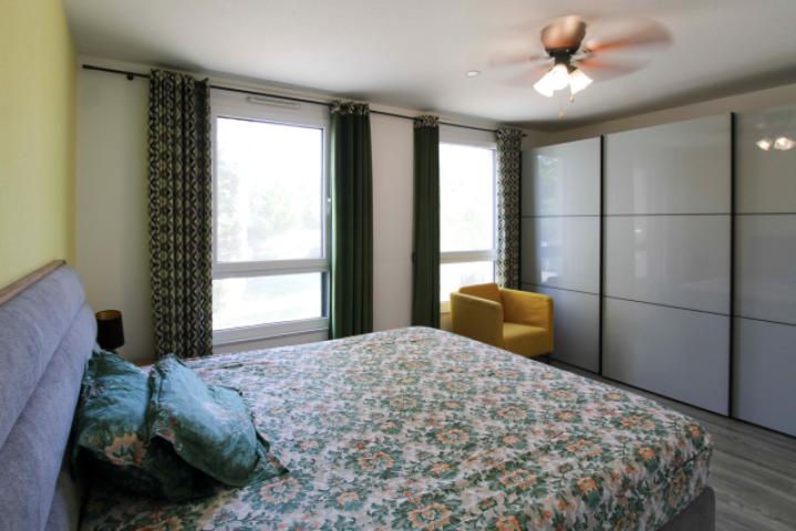 Schlafzimmer (1.OG)