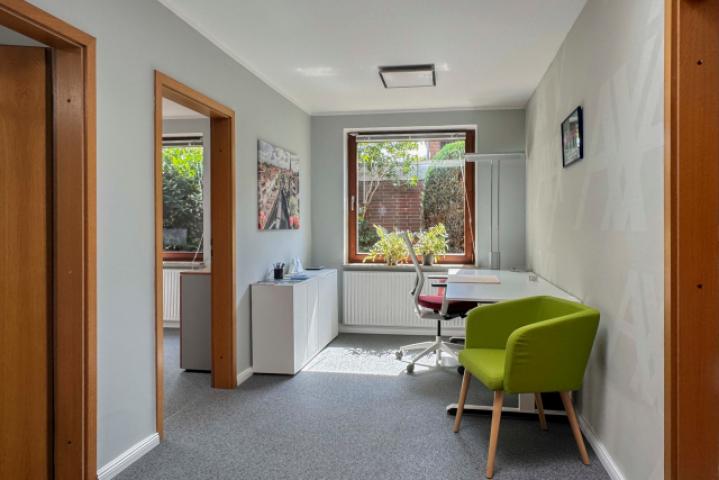 Durchgangszimmer Gewerbe