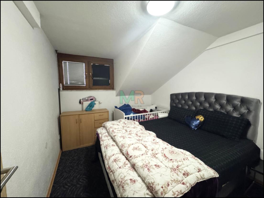DG, Schlafzimmer