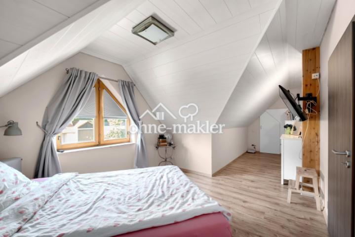DG - Schlafzimmer