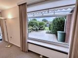 Großes Fenster im Wohnbereich