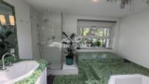 Badezimmer 1.OG