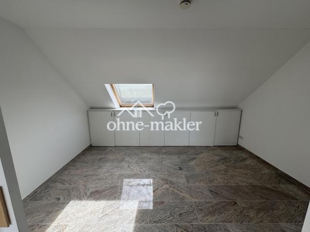 Gäste-/Arbeitszimmer