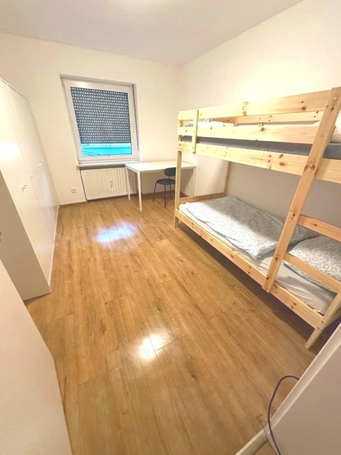 Schlafzimmer 2