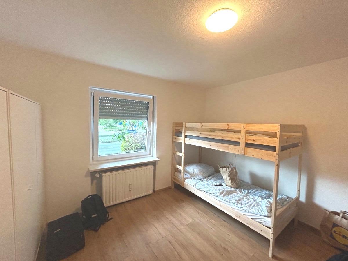 Schlafzimmer 3