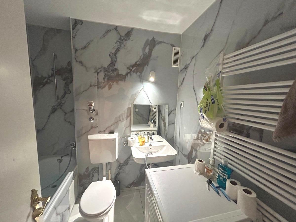 Badezimmer 2