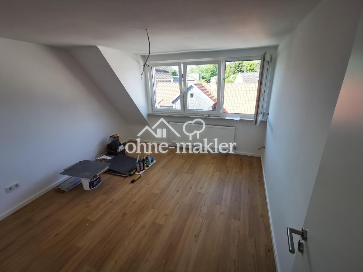 Schlafzimmer mit 13,50 m²