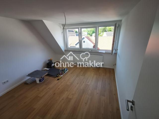Schlafzimmer mit 13,50 m²