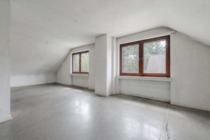 Weitere Ansicht Arbeits-/Kinderzimmer (noch nicht ausgebaut)