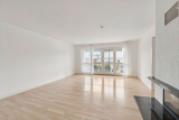 Homestaging Wohnzimmer Penthouse Wiesbaden (11) - (KI generiert)