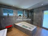 Wellnessbad mit Wanne