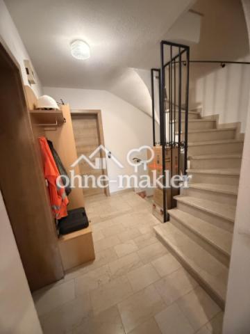 Flur Treppe EG li