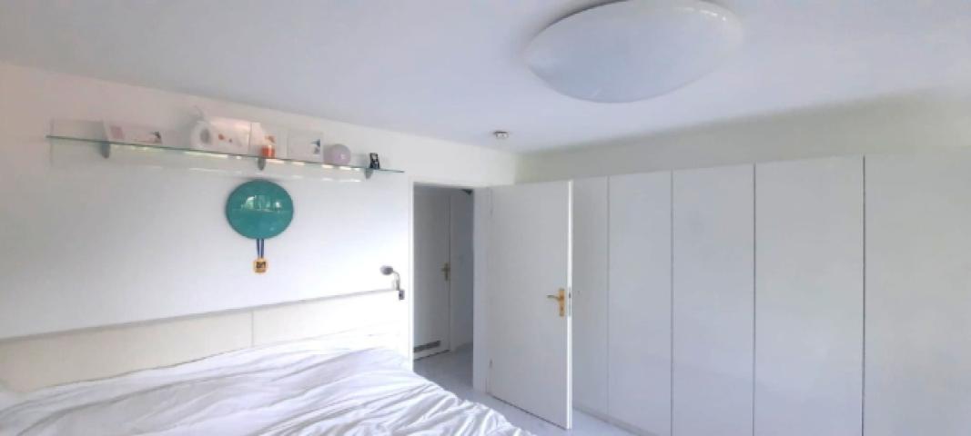 14 Schlafzimmer Bild 2