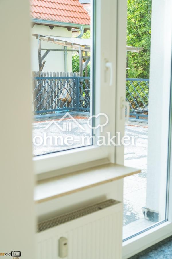 Terrasse (Blick aus Küche)