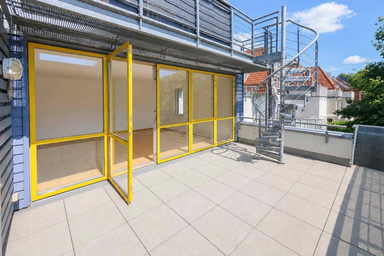 Dachterrasse mit viel Platz