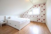 04 Schlafzimmer