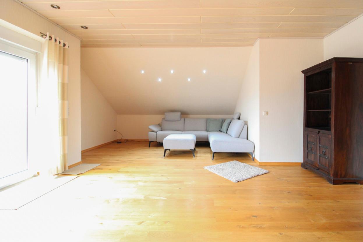 07 Wohnzimmer