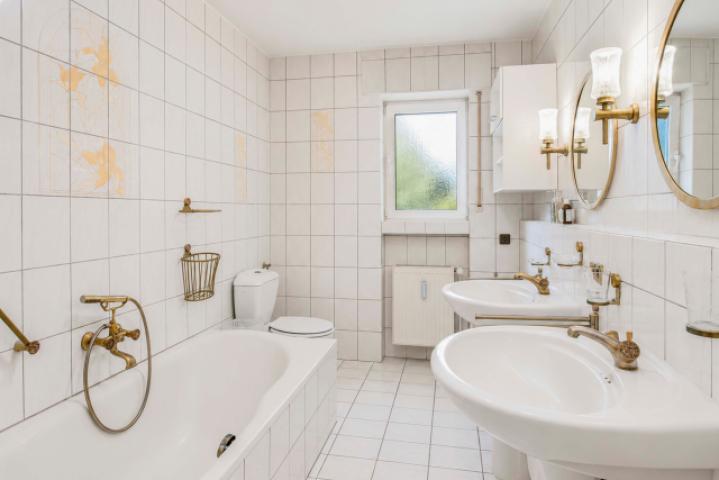 04 Badezimmer EG