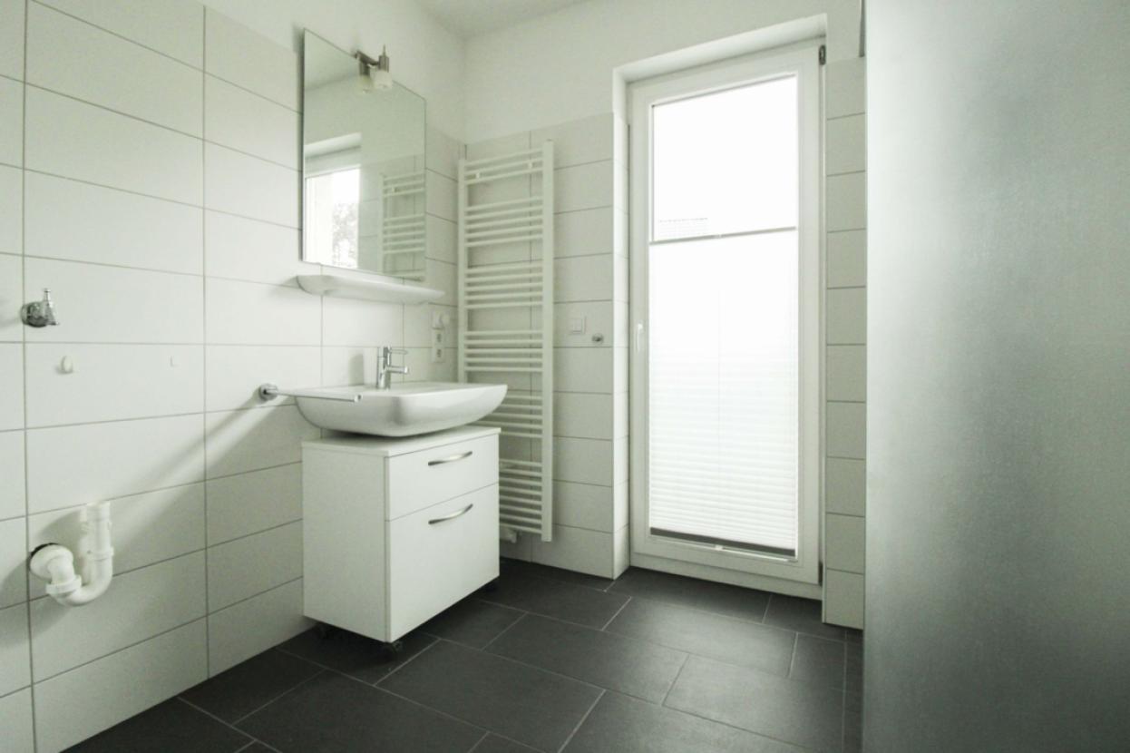 Badezimmer 01