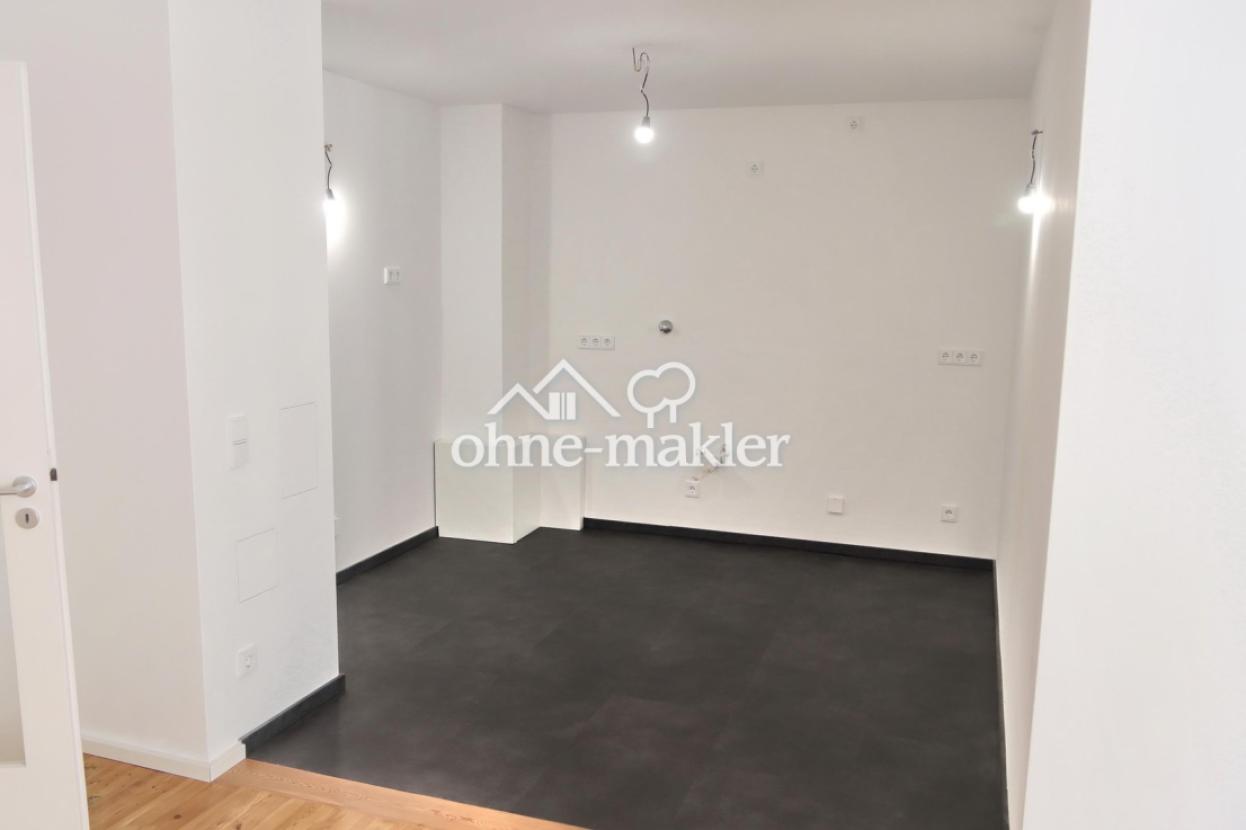 Küche (ohne Einbauten)