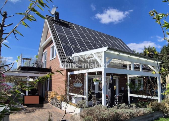 überdachte Terrasse am Haus