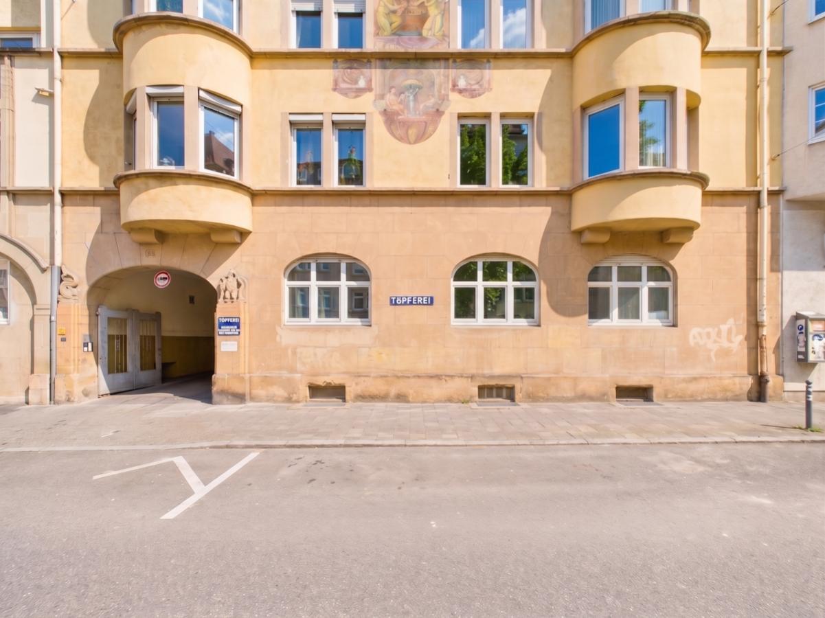 Straßenansicht