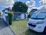 Garagen mit Stellplätzen