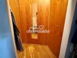 Ankleide mit Rundumwandschrank