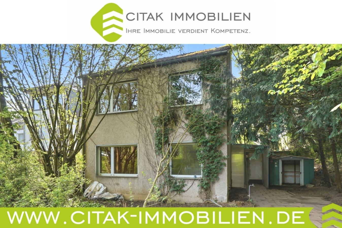 Einfamilienhaus mit Anbau und Garage in Köln-Heimersdorf