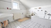Badezimmer zum Schlafzimmer