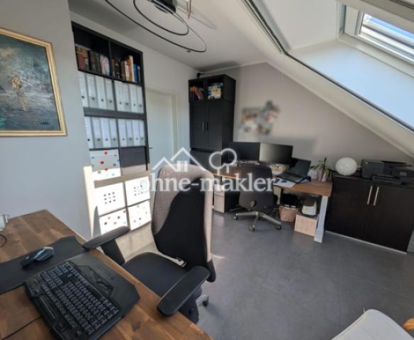 Büro / Kinderzimmer