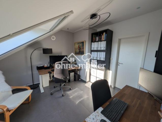 Büro / Kinderzimmer
