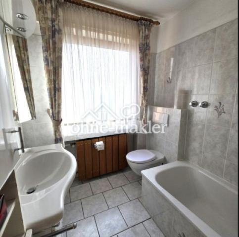 Badezimmer EG