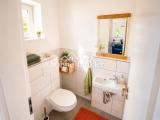 Wohnhaus Toilette