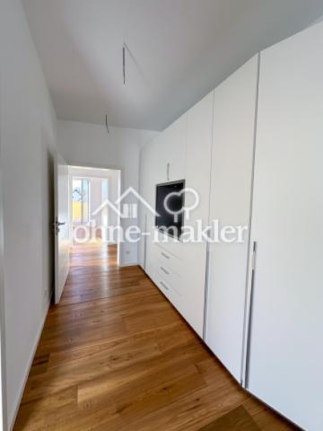 Flur mit Einbauschrank