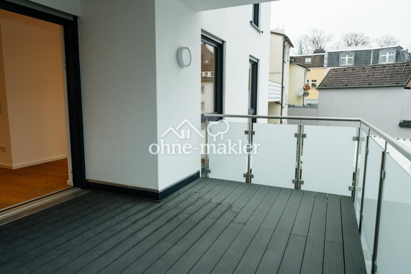 Balkon zum Hinterhof