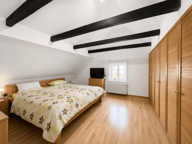 Schlafzimmer DG