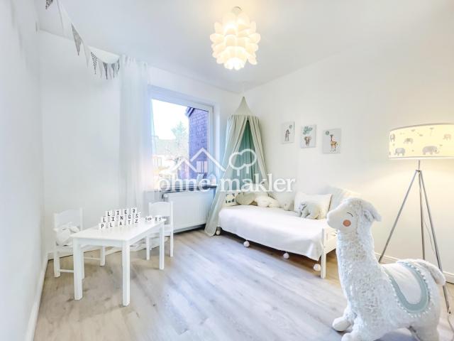 BÜRO/ KINDERZIMMER