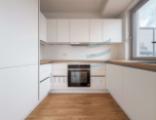 Moderne Küche im Penthouse.jpg