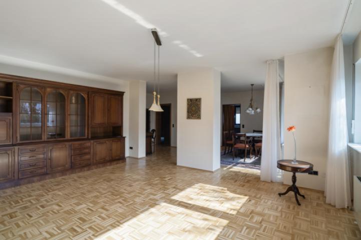 Wohn- und Esszimmer - EG - Ansicht 1