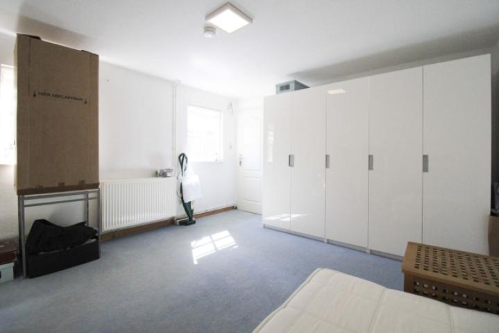 Schlafzimmer EG