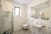 Badezimmer EG